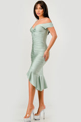 Vestido off shoulder drapeado