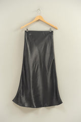Falda Midi de Satin