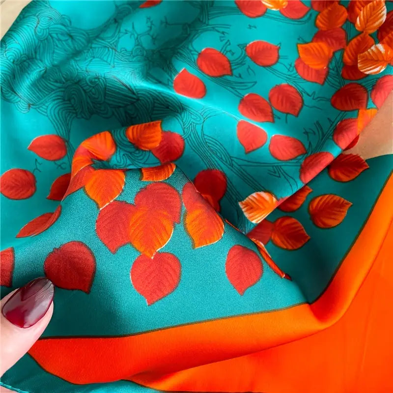Mascada naranja y azul