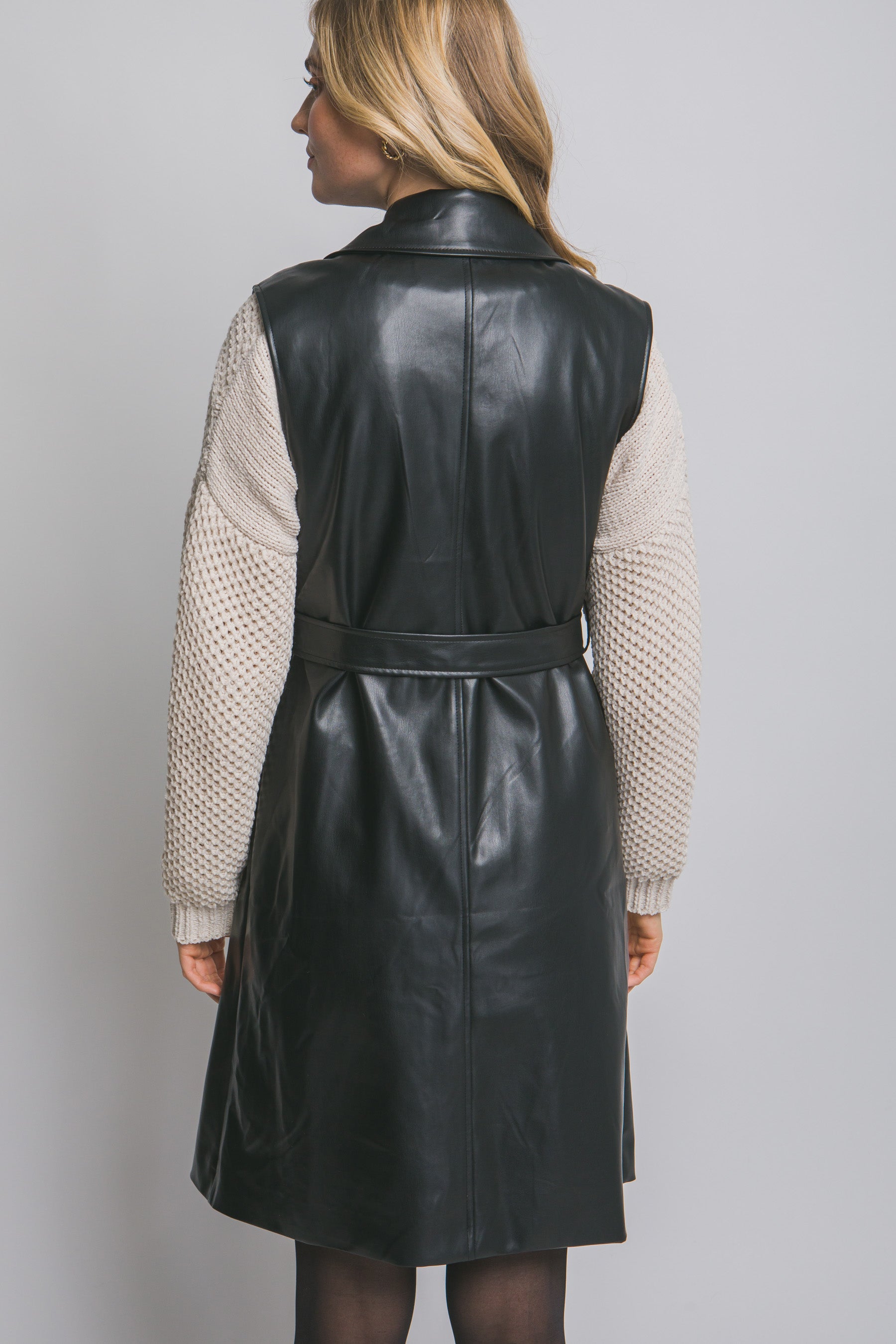 Chaleco largo vinipiel