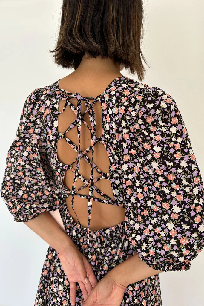 Vestido escote profundo V
