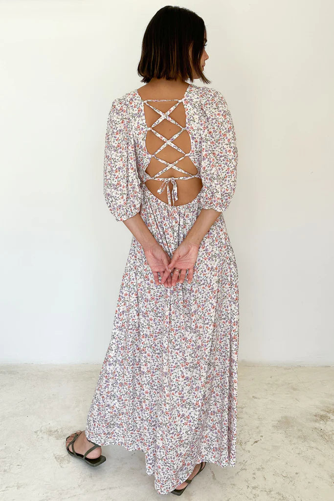 Vestido escote profundo V