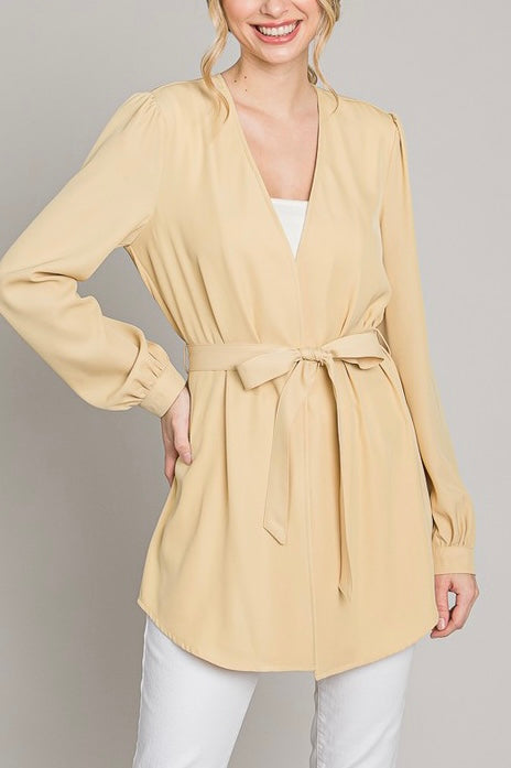 Chaqueta ligera con amarre