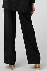 Pantalón de lineas