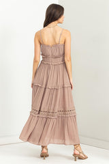 Maxi vestido escalonado