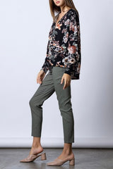 Pantalón con textura  tiro alto