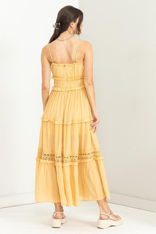 Maxi vestido escalonado