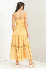 Maxi vestido escalonado